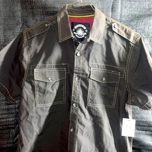 Men’s short sleeve button up